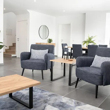 Casa Da Praceta - By Sch * Alfeizerao