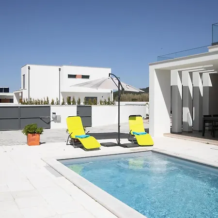 Вилла Casa Da Praceta - By Sch Alfeizerao