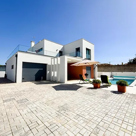 Casa Da Praceta - By Sch וילה